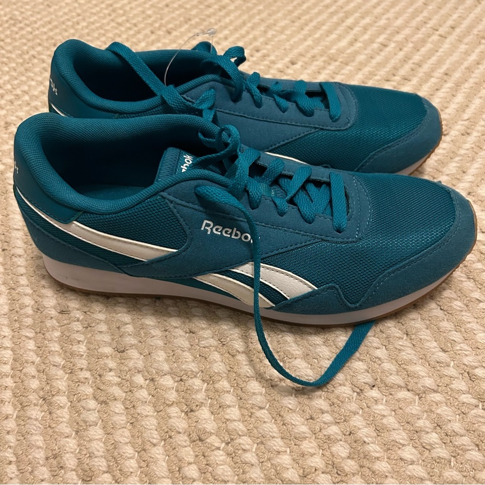 Reebok Women’s Classic AZ shoes in blue/green